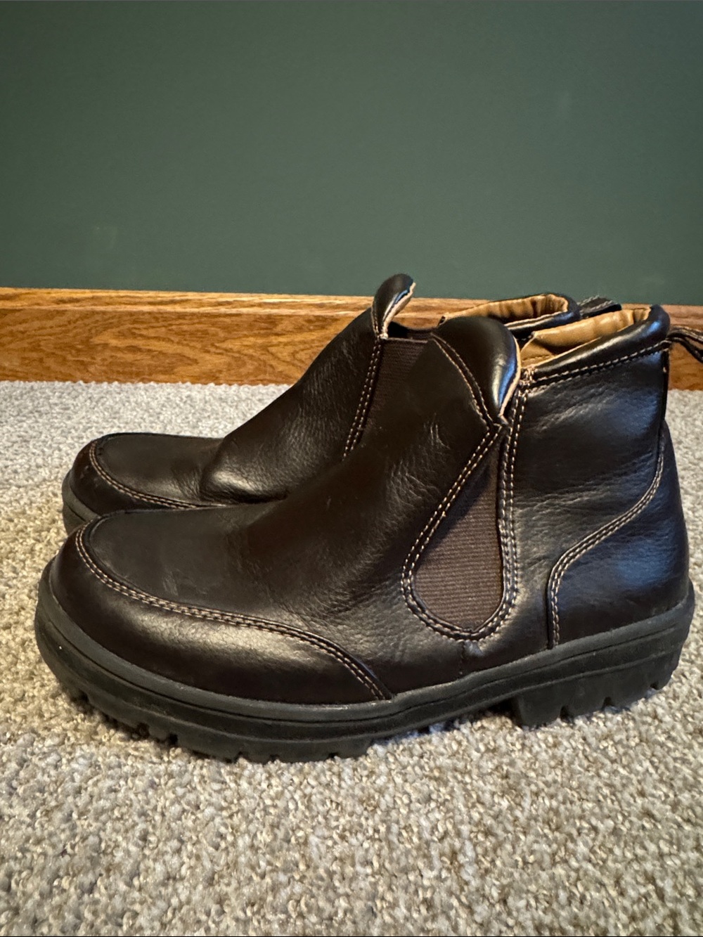GAP Little Boys Brown Leather Slip-On Chelsea Boots - Picture 4 of 15